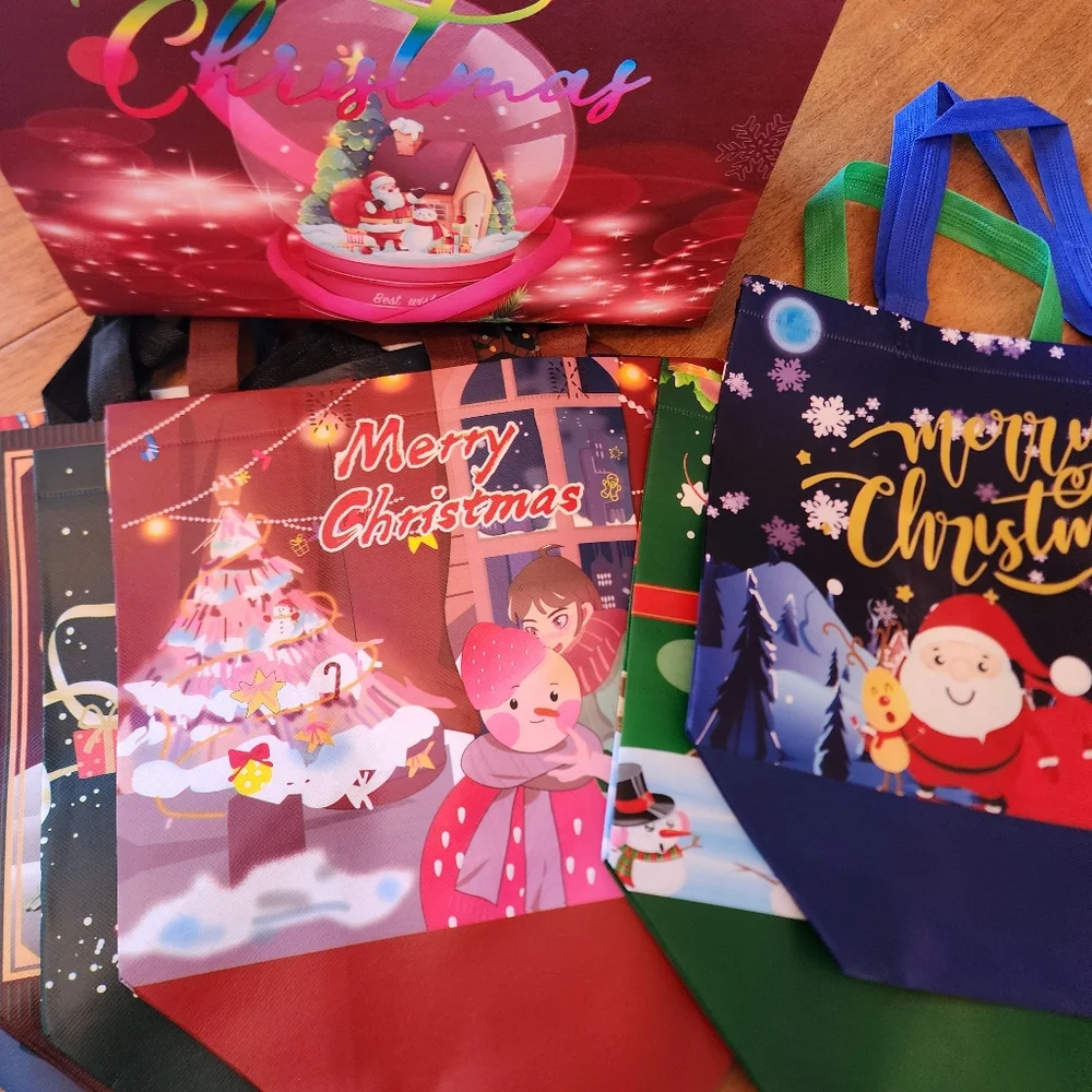 10 Festive Christmas Gift Bags Set. Size Last Photo. Great Reuseable Pastic Bags